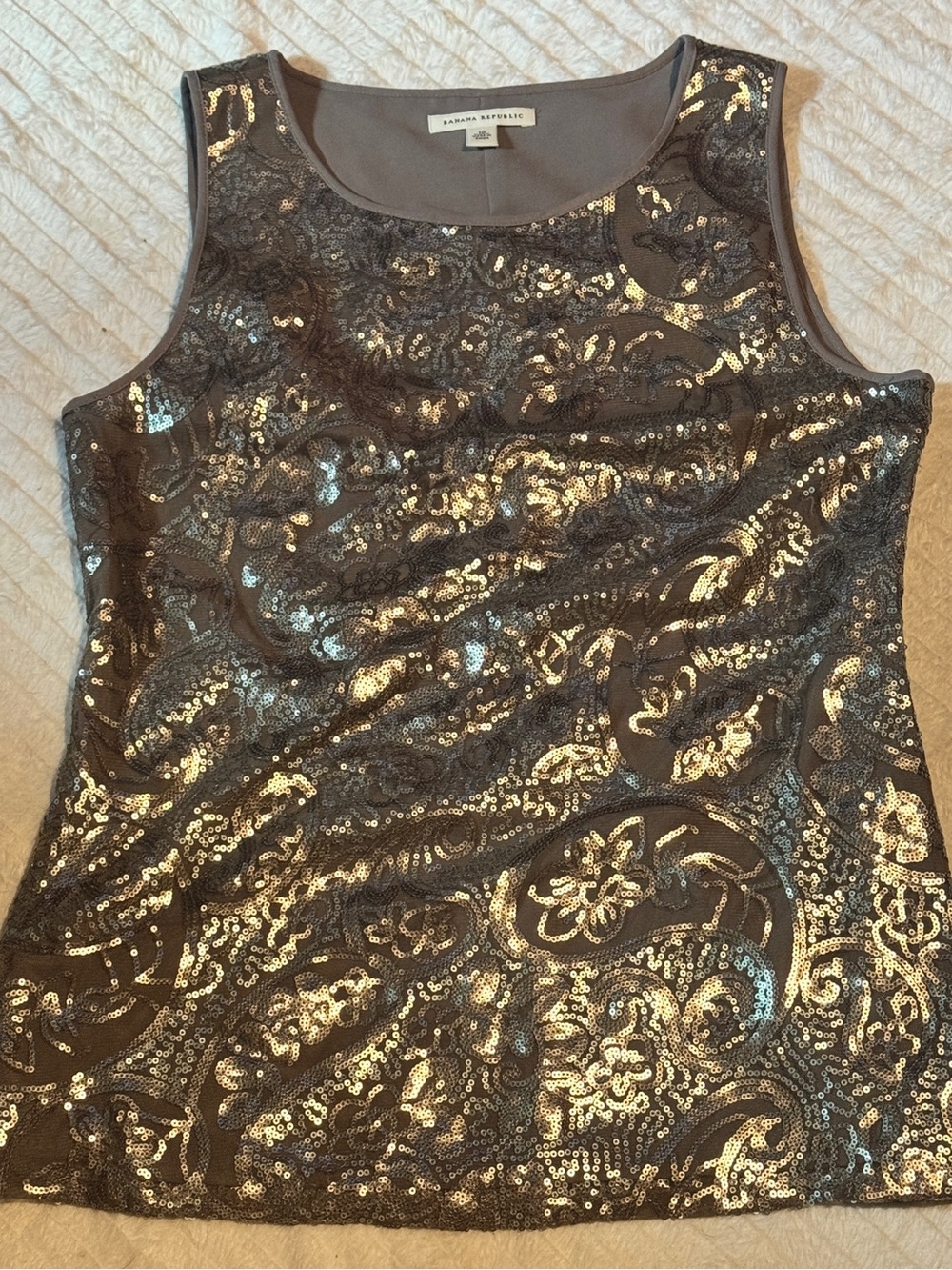 Banana Republic Gold and Gray Sequin Sleeveless Shell